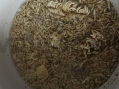 Nudelių patiekalas su lečo ir majonezu Žingsnis 1