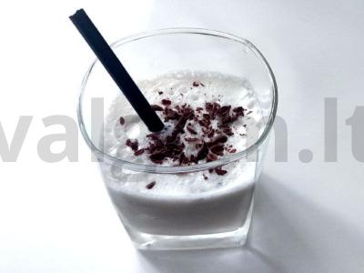 Grietinėlės viskis pagrindine nuotrauka