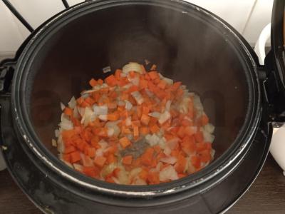 Paprastas receptas plovui lėtoje viryklėje Žingsnis 3