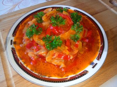 Paprastas ir skanus naminis lečo pagrindine nuotrauka