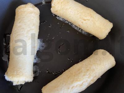 Duonos vamzdeliai su sūriu ir dešra Žingsnis 4