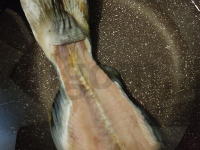 Raudonos žuvies žuvienė Žingsnis 1