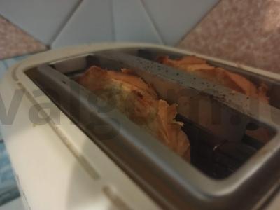 Tostai su persikų džemu ir saldžiuoju pienu Žingsnis 1