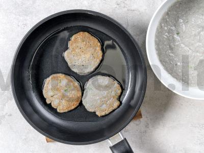 Žuvies ikrų kotletai Žingsnis 2