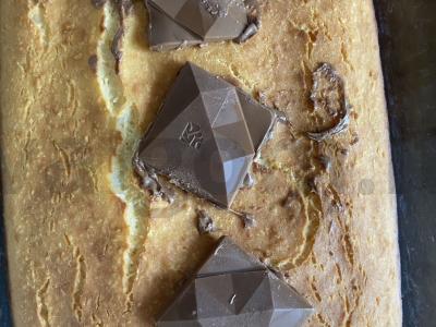 Rizotos miltų keksiukas su kokosų drožlėmis be cukraus pagrindine nuotrauka