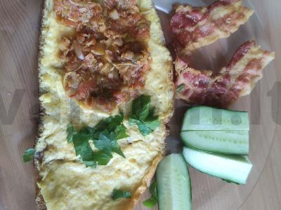 Omletas su cukinijų ikra ir bekonu „Vasaros kaprizas“ pagrindine nuotrauka
