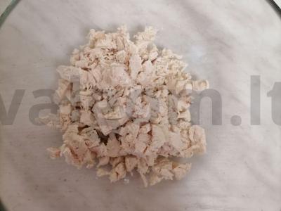 Olivje su vištienos filė Žingsnis 1