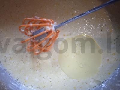 Blynai su vaniliniu varškės įdaru ir aviečių uogiene Žingsnis 1