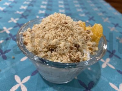 Desertas su plakta grietinėle, sausainiais ir vaisiais Žingsnis 6