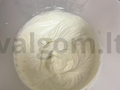 Namų eklerai su kondensuotu pienu Žingsnis 4