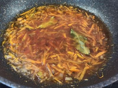 Kvapni padažas prie košės pagrindine nuotrauka