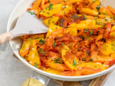 Moliūgas keptuvėje su daržovėmis Žingsnis 2