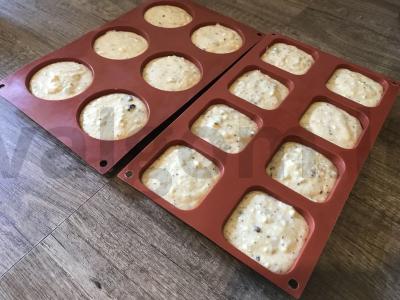 Varškės keksiukai su razinomis labai skanūs Žingsnis 7