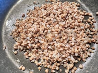 Grikių košė pusryčiams su kukurūzais Žingsnis 1