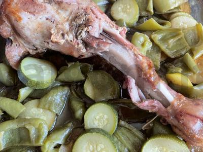 Kalakutiena, kepta su paprikomis ir cukinijomis pagrindine nuotrauka