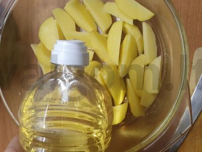 Kaimiški bulvės mikrobangų krosnelėje Žingsnis 2