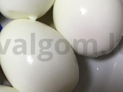 Žuvies konservų salotos su ryžiais Žingsnis 1