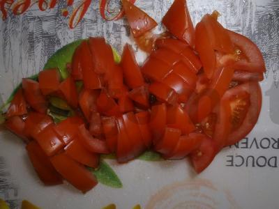 Daržovių salotas su vištiena, sirtaikiu ir alyvuogėmis Žingsnis 8