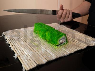 Kepti ritinėliai su lašiša ir krabų lazdelėmis Žingsnis 6