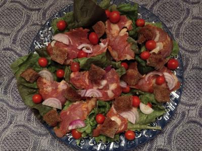 Salotas su sūrio dešra ir sausainiais Žingsnis 5