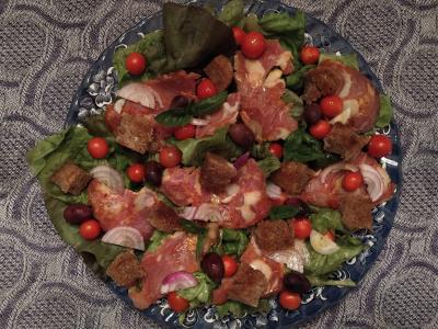 Salotas su sūrio dešra ir sausainiais Žingsnis 7