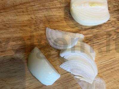 Vištienos šlaunelės su padažu Žingsnis 2