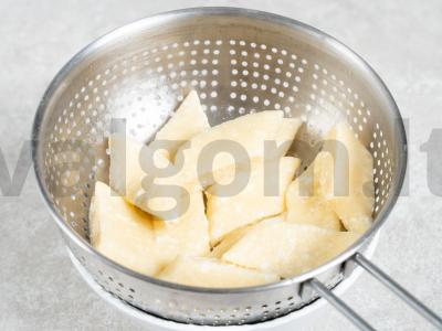 Paprasti ir greiti tingūs virtinukai su varške Žingsnis 8