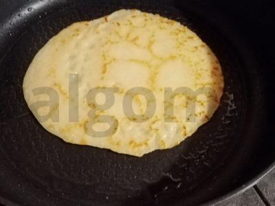 Blynai ant vandens ir blynų miltų Žingsnis 2