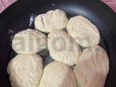 Purūs varškėčiai su šokoladiniu kremu Žingsnis 5