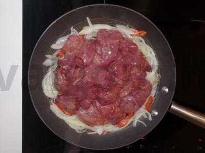 Aštrus kalakutienos kepenėlių patiekalas indonezietiškai Žingsnis 2