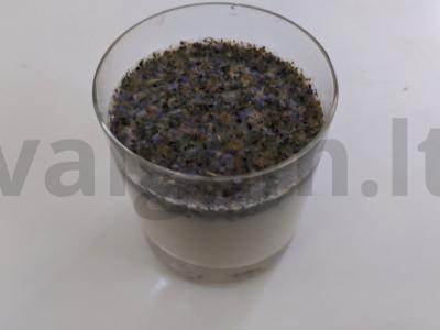 Pieninis gėrimas su džiovintu šalaviju ir propoliu nuo kosulio pagrindine nuotrauka