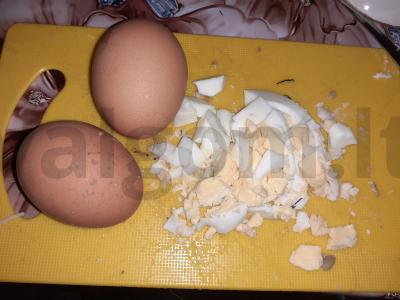 Salotos su kalmarais ir pievagrybiais Žingsnis 3