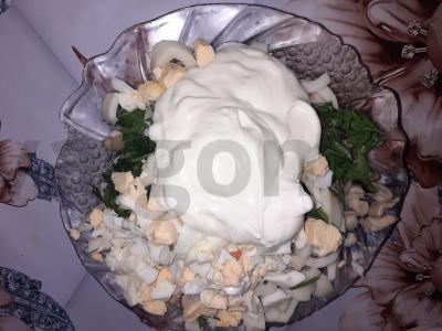 Salotos su kalmarais ir pievagrybiais Žingsnis 4