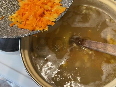 Žirnių sriuba su vištiena Žingsnis 4