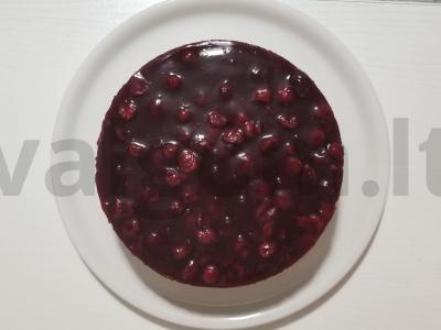 Ryškus sūrio pyragas su vyšnių glajumi pagrindine nuotrauka