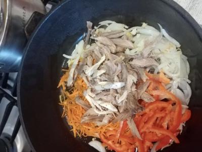 Greita grikių soba makaronų su mėsa ir daržovėmis Žingsnis 2