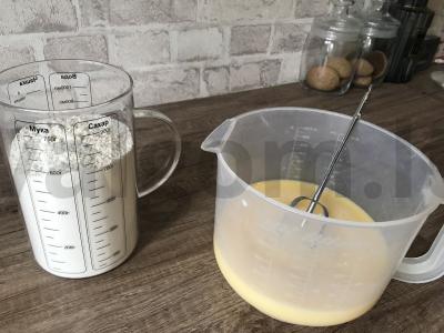 Švelnūs blynai su mėsos įdaru Žingsnis 1