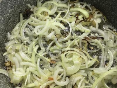 Kiaulienos plovas su namine adžika Žingsnis 3