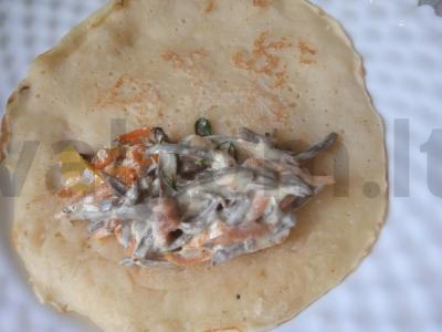 Blynai su troškintomis daržovėmis ir kiaulienos inkstais Žingsnis 6