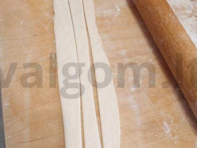 Dešrelės tešloje užkandžiui Žingsnis 1