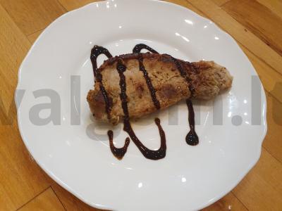 Kiaulienos kepsnys su balzaminiu padažu pagrindine nuotrauka