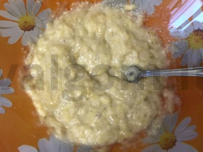 Švelnūs grikių-bananų blynai Žingsnis 1