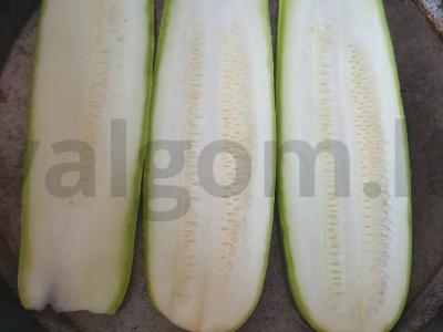 Cukinijų ritinėliai su sūrio įdaru Žingsnis 1