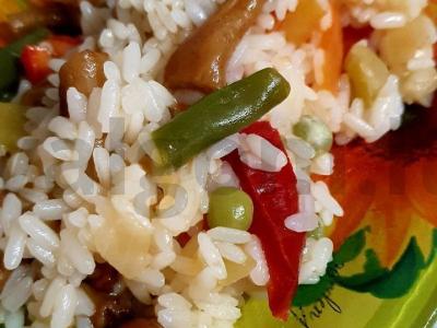 Ryžiai su daržovėmis pagrindine nuotrauka