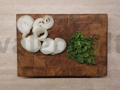 Paprastas sūdyto grybų salotas Žingsnis 1