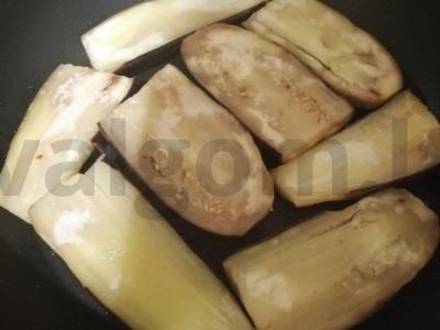 Baklažanai po šubele Žingsnis 1