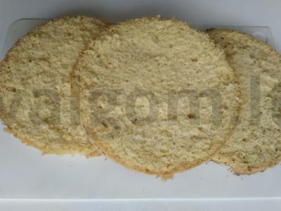 Švediškas tortas su aviečių džemo sluoksniu Žingsnis 1