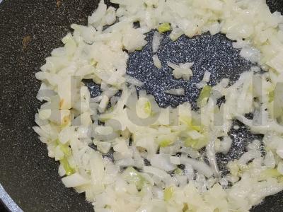 Ryžiai, kepti su kiaušiniais ir svogūnais Žingsnis 10