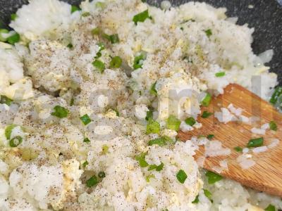 Ryžiai, kepti su kiaušiniais ir svogūnais Žingsnis 14