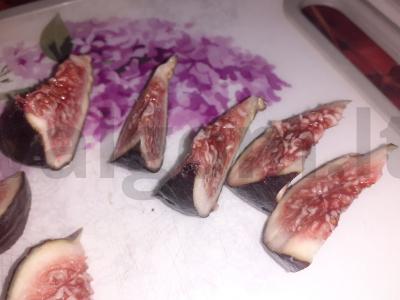 Kvinoja košė su figomis Žingsnis 2